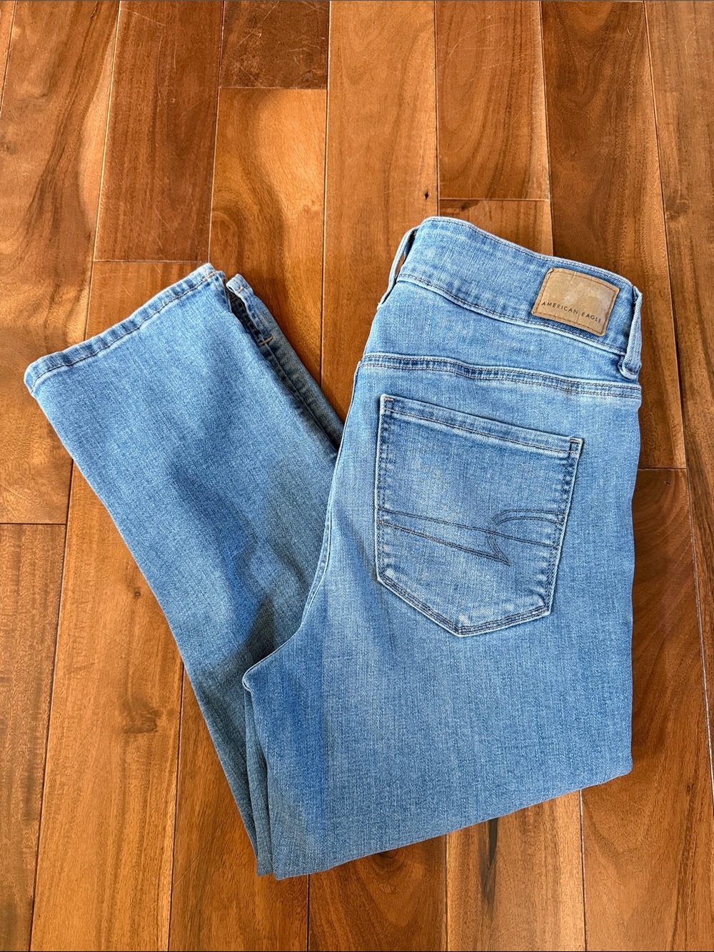 American Eagle Outfitters Light Blue Artist Crop Jeans